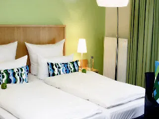 Szálloda Hotel Friends Cologne Partner Of Sorat