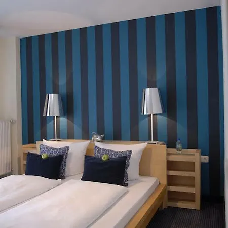 Szálloda Hotel Friends Cologne Partner Of Sorat