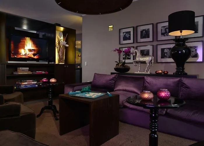 Friends فندق كولونيا