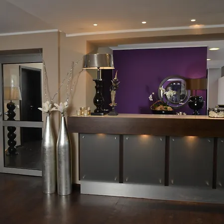 Friends Hotel Cologne