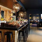 Friends Hotel 3*