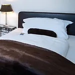 Friends Hotel 3*