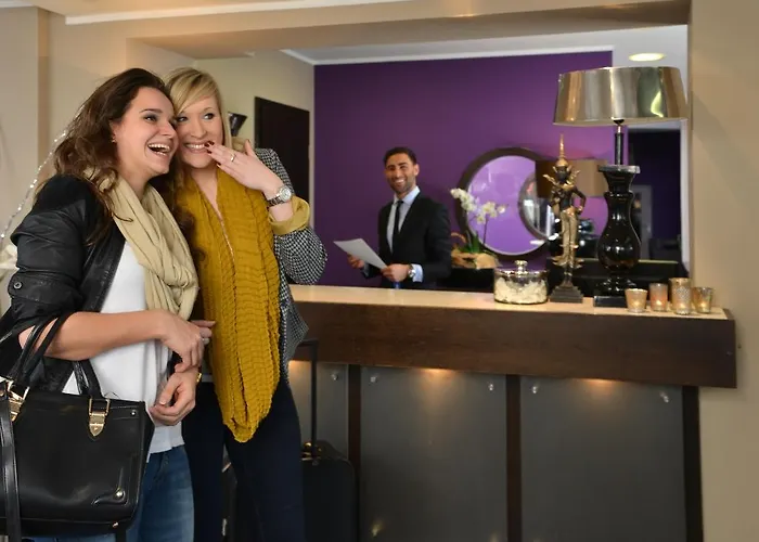 Friends Szálloda 3*